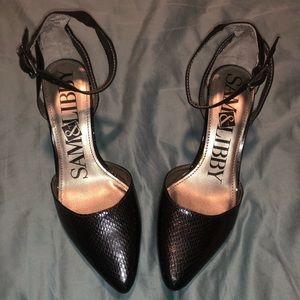 ✨ Little Black Heels ✨